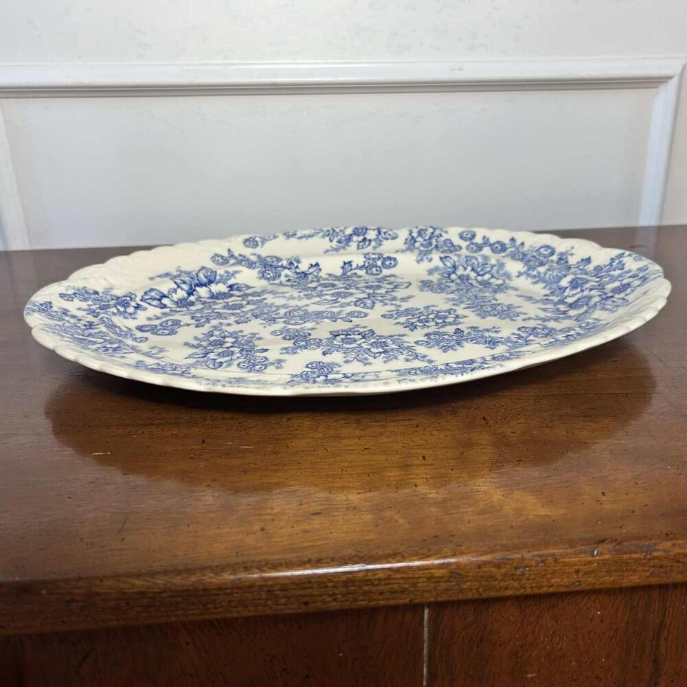 Vintage Taylor Smith & Taylor Dogwood Blue oval platter - Picture 5 of 10